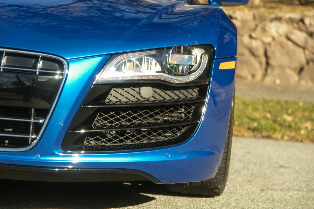 2011 Audi 42 R8 - Image 12 of 31