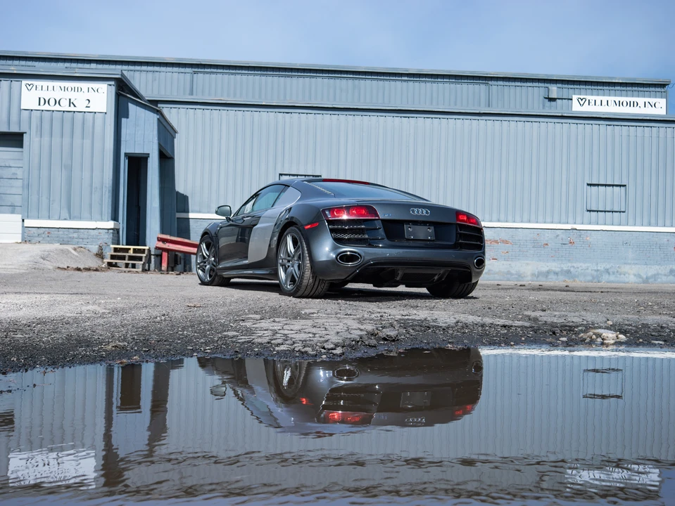 2011 Audi 42 R8 - Image 28 of 31