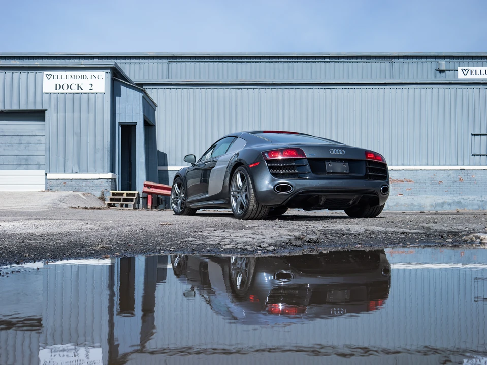 2011 Audi 42 R8 - Image 30 of 31