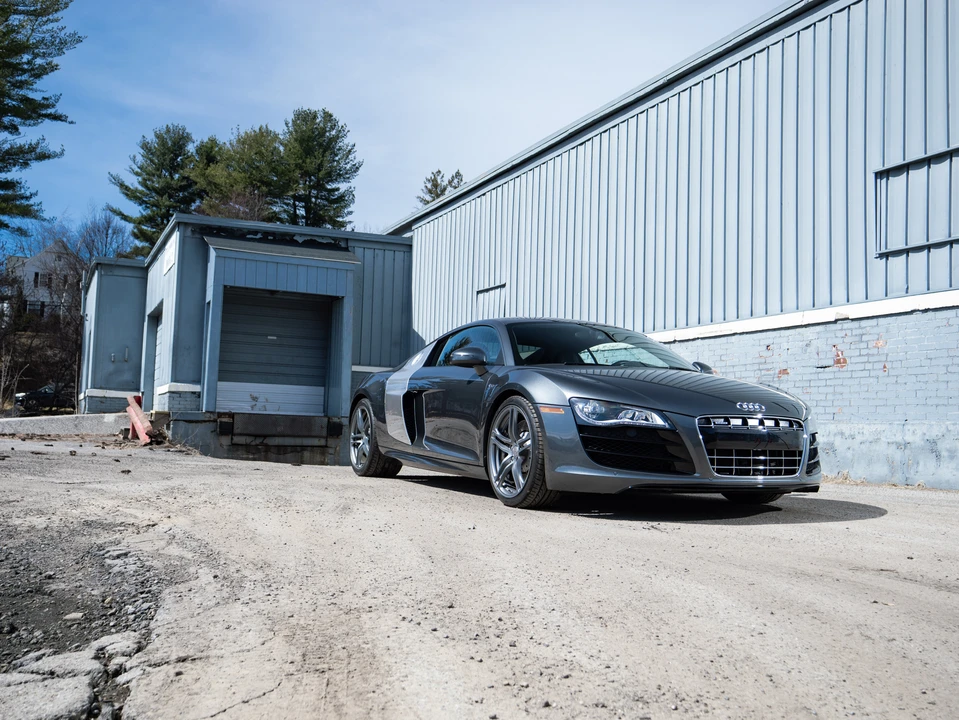 2011 Audi 42 R8 - Image 20 of 31