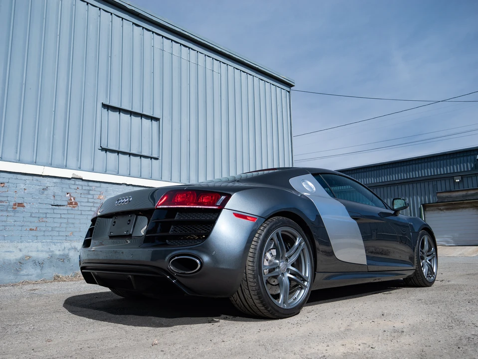 2011 Audi 42 R8 - Image 23 of 31