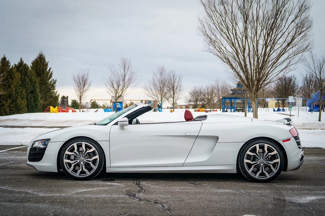 2011 Audi 42 R8 - Image 16 of 31