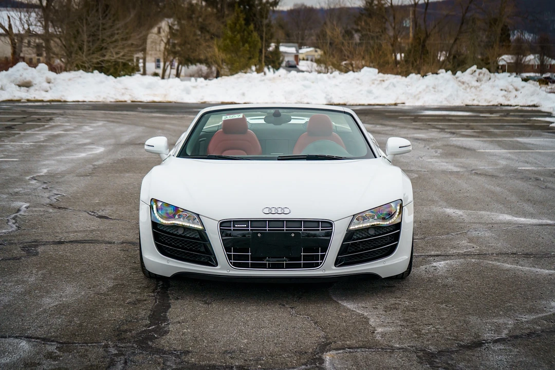 2011 Audi 42 R8 - Image 10 of 31