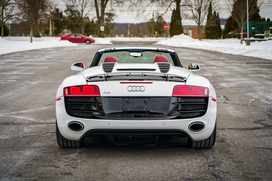 2011 Audi 42 R8 - Image 22 of 31