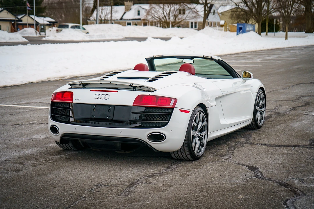 2011 Audi 42 R8 - Image 24 of 31