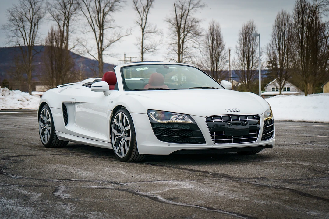 2011 Audi 42 R8 - Image 6 of 31