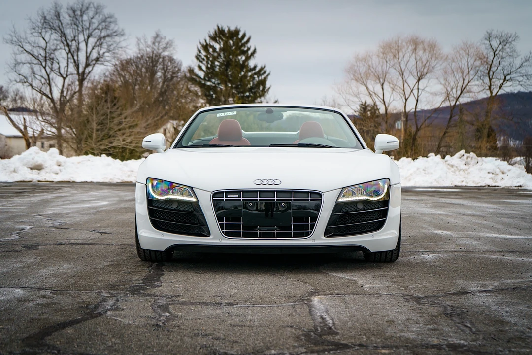 2011 Audi 42 R8 - Image 8 of 31