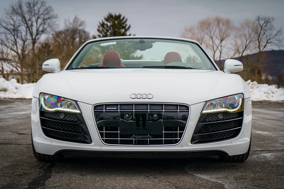 2011 Audi 42 R8 - Image 2 of 31