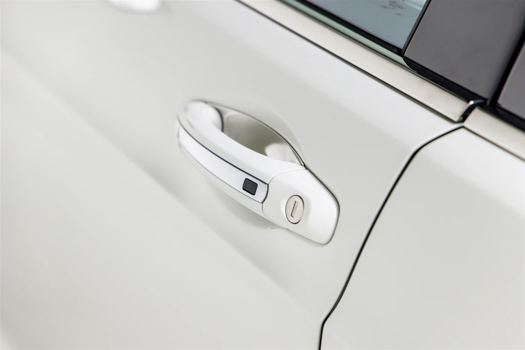 2011 Bentley Continental Flying Spur - Image 14 of 31