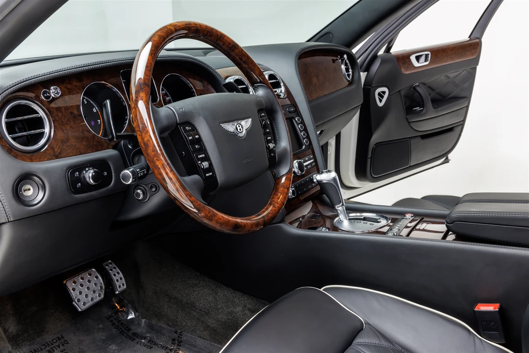 2011 Bentley Continental Flying Spur - Image 31 of 31
