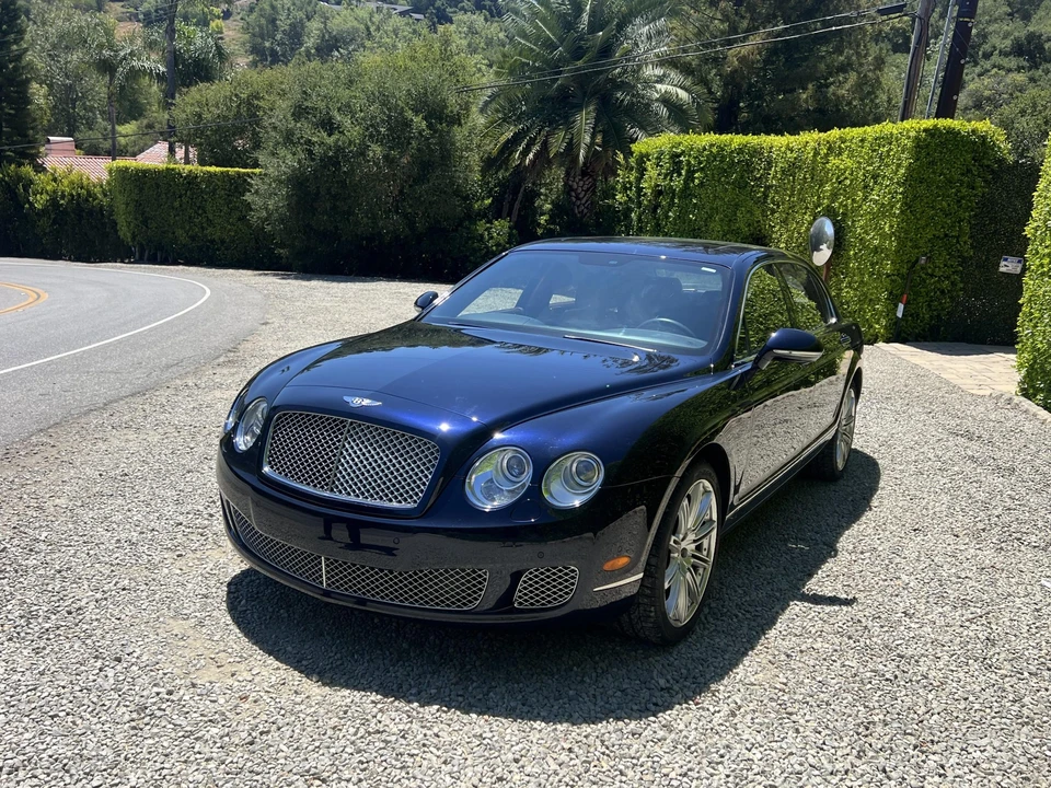 2011 Bentley Continental Flying Spur - Image 31 of 31
