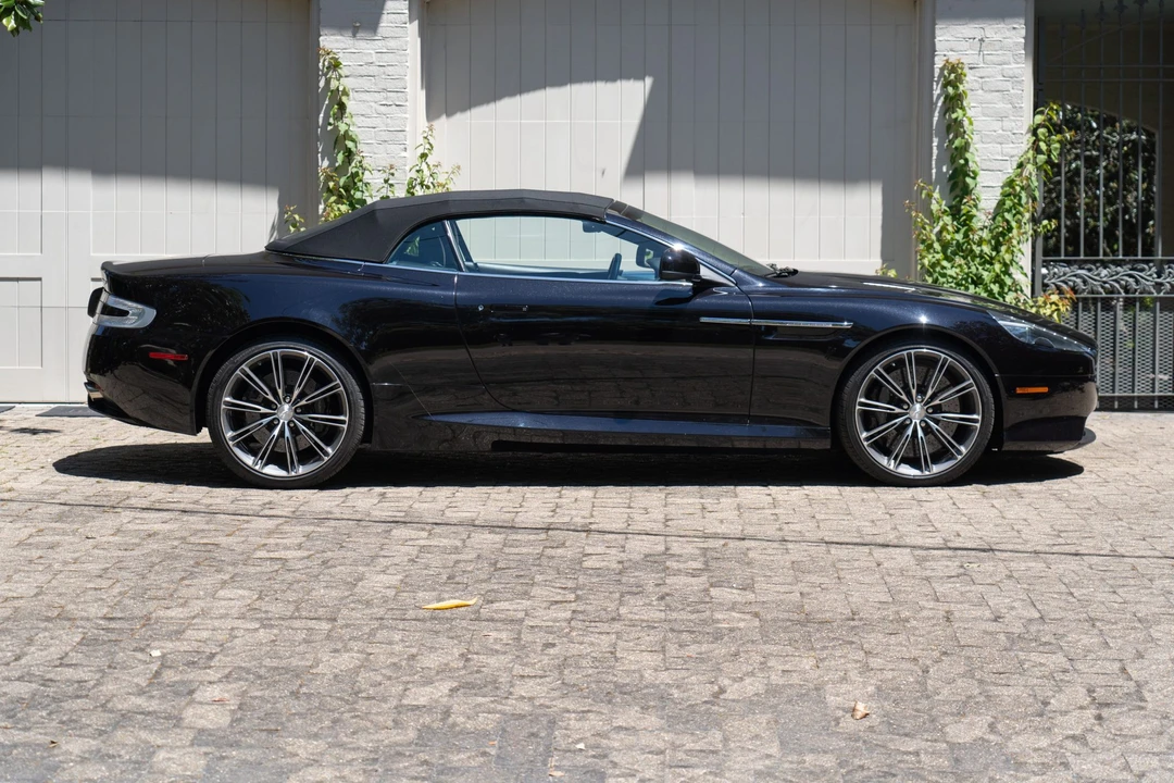2012 Aston Martin Virage (2011-2012) - Image 5 of 31