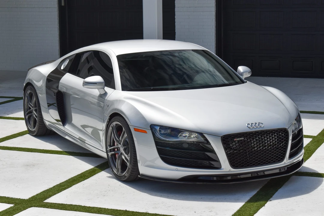 2012 Audi 42 R8 - Image 30 of 31