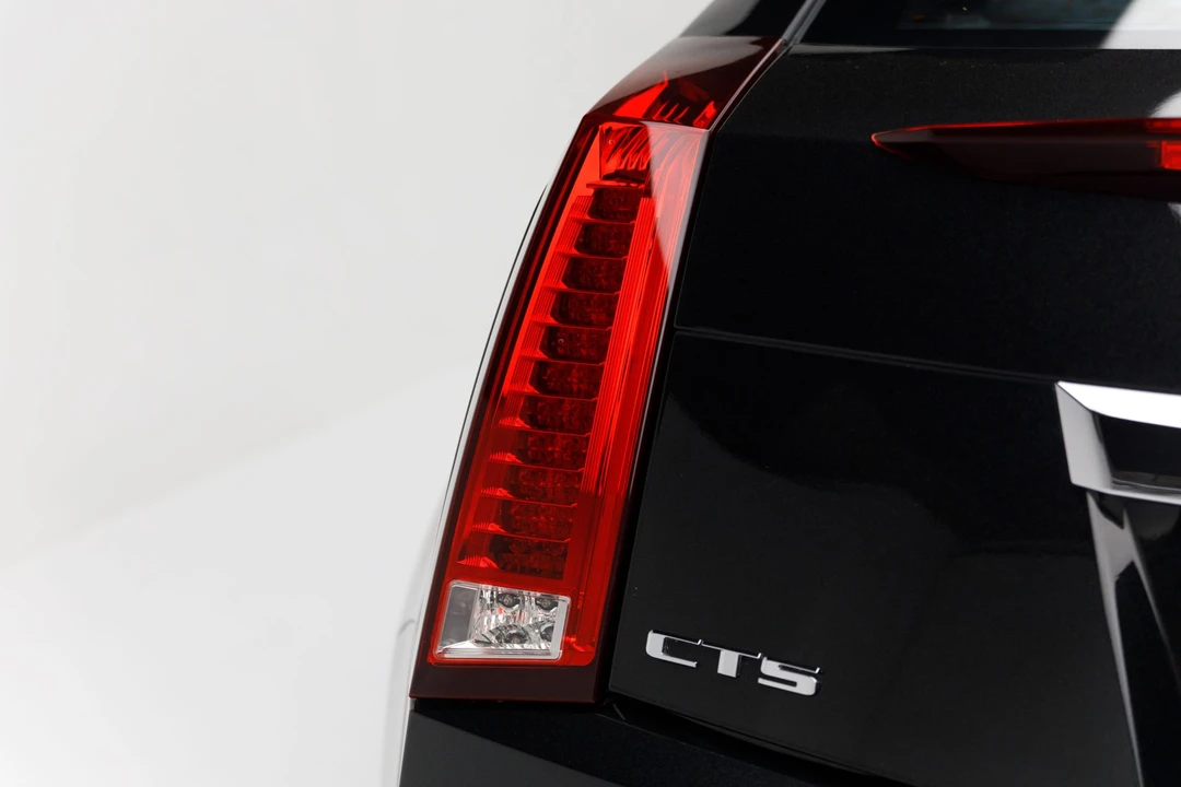 2012 Cadillac CTS-V 2nd Gen - Image 28 of 31