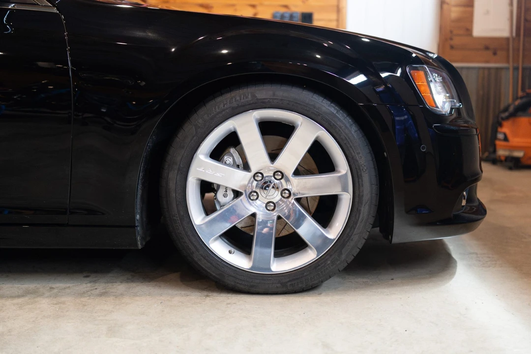 2012 Chrysler 300 (2005-2023) - Image 17 of 31