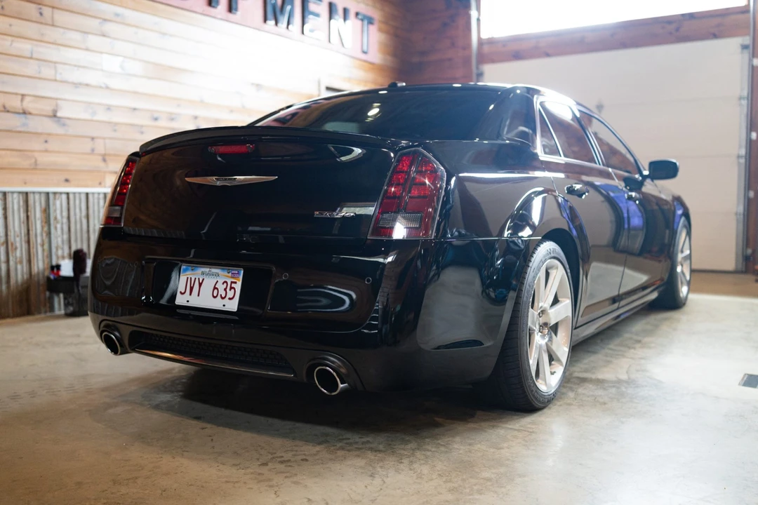 2012 Chrysler 300 (2005-2023) - Image 5 of 31