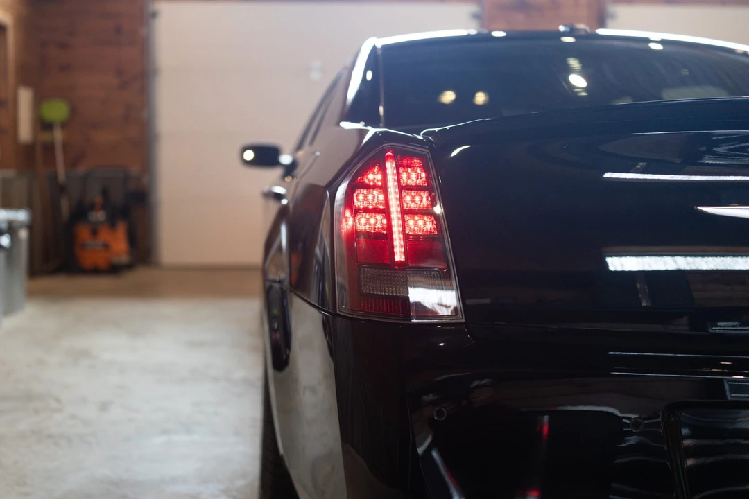 2012 Chrysler 300 (2005-2023) - Image 11 of 31