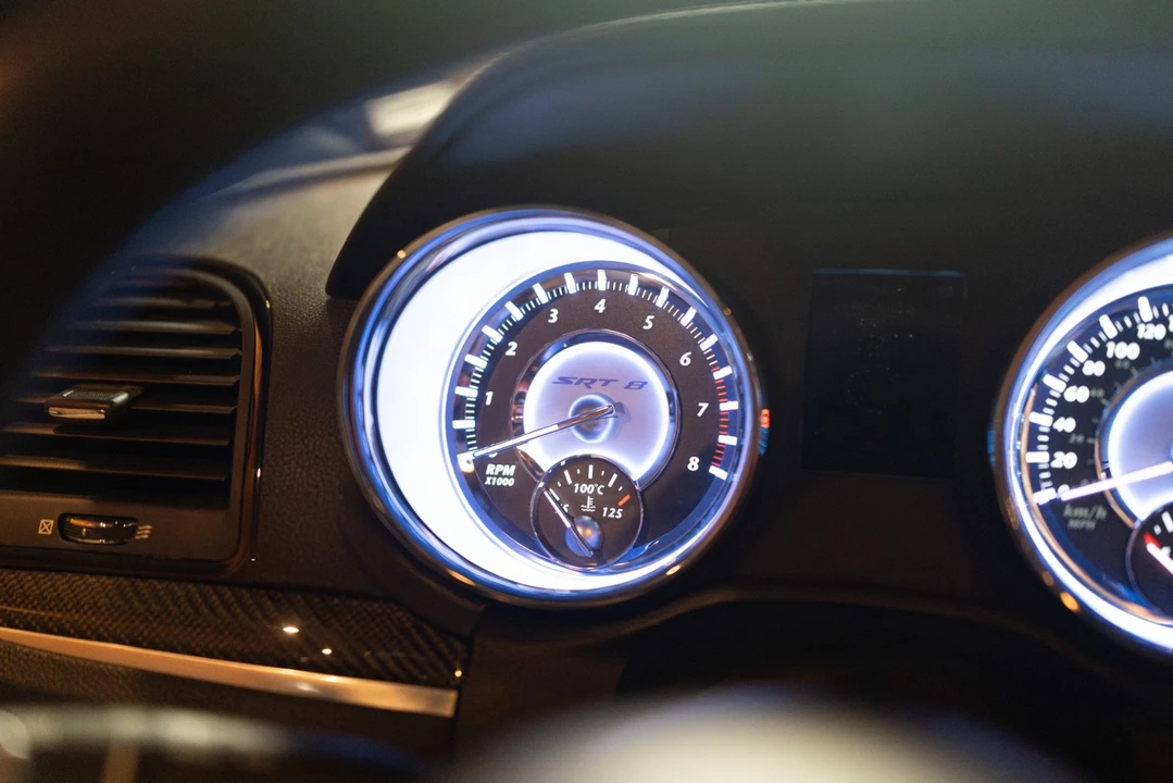 2012 Chrysler 300 (2005-2023) - Image 24 of 31