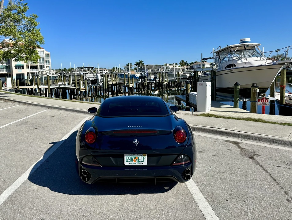 2012 Ferrari California - Image 9 of 31