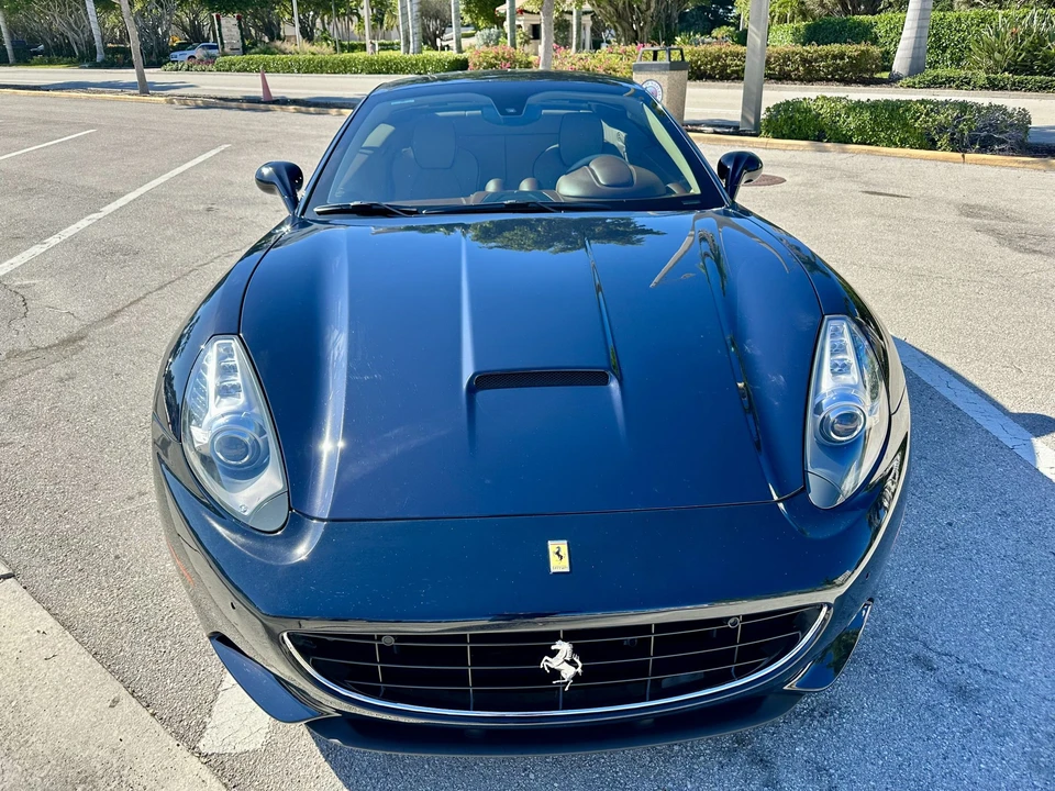 2012 Ferrari California - Image 4 of 31