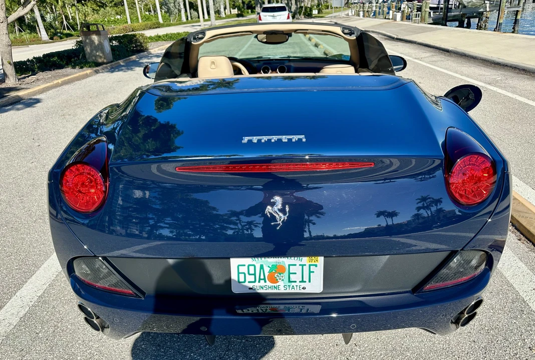 2012 Ferrari California - Image 20 of 31
