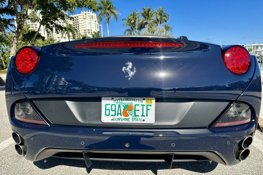 2012 Ferrari California - Image 23 of 31