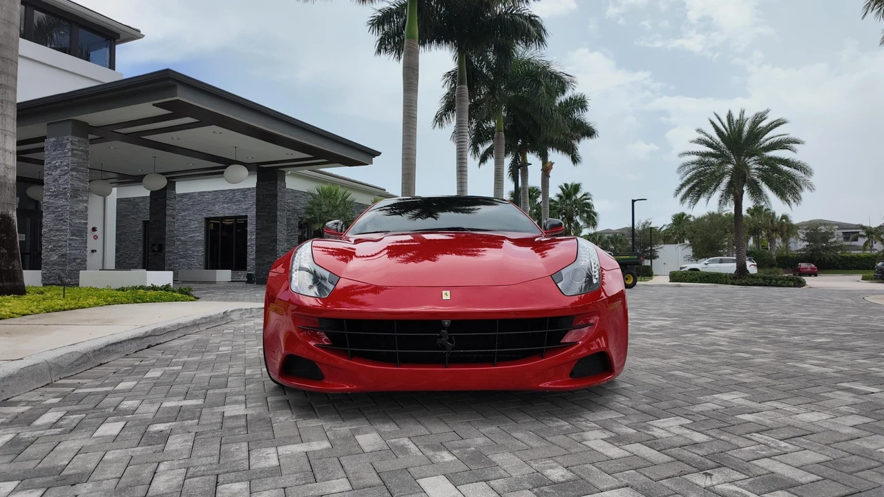 2012 Ferrari FF - Image 4 of 31