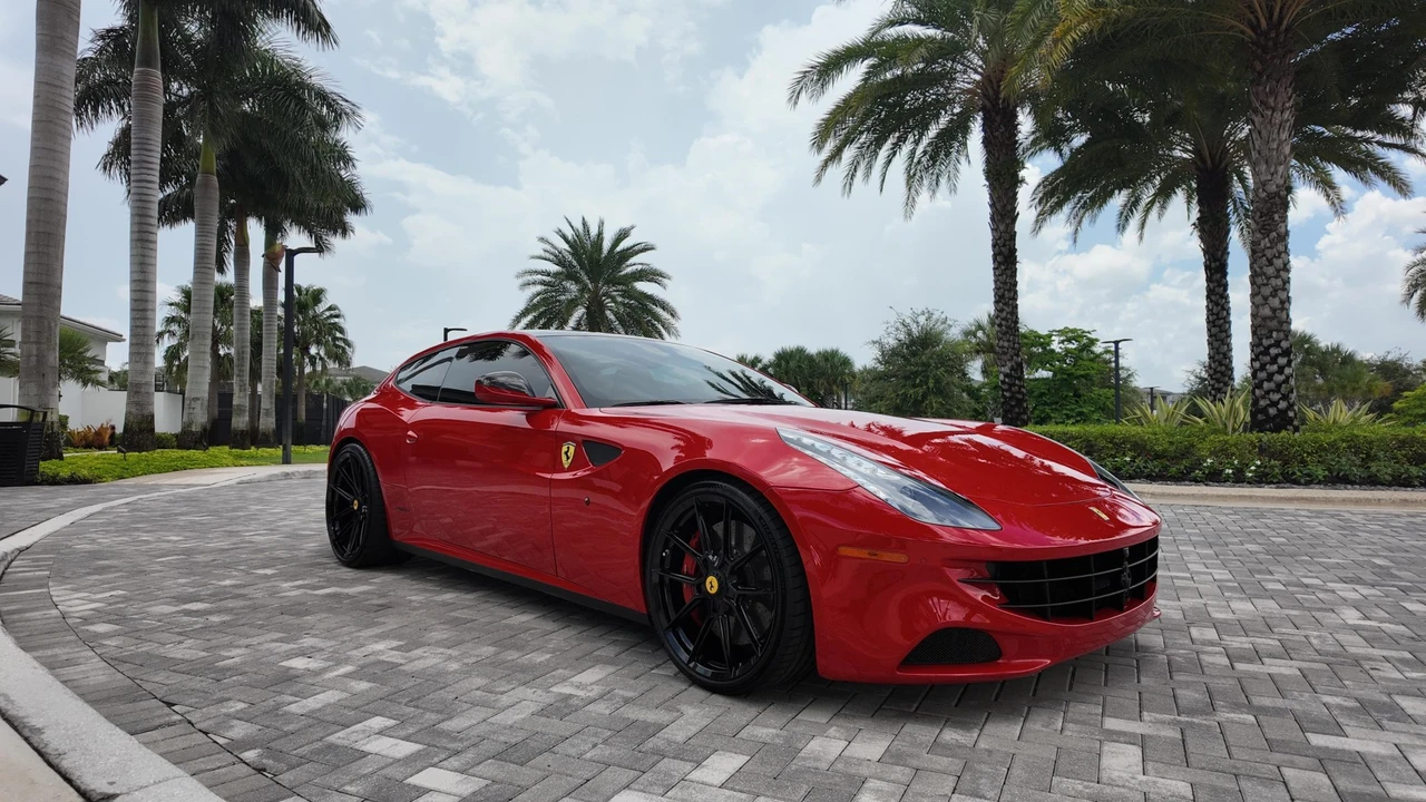 2012 Ferrari FF - Image 5 of 31