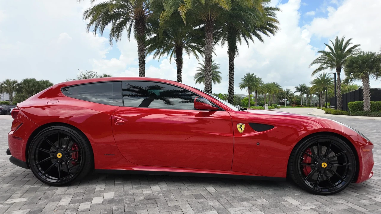 2012 Ferrari FF - Image 6 of 31
