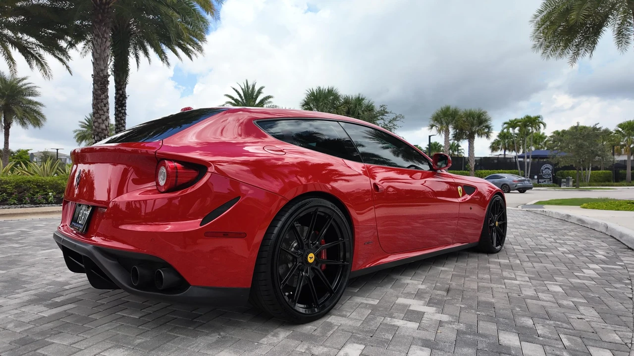 2012 Ferrari FF - Image 7 of 31