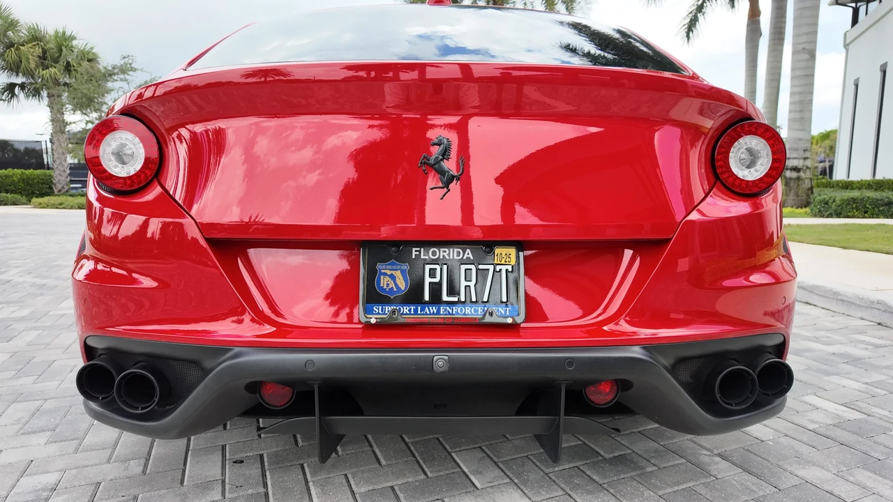 2012 Ferrari FF - Image 10 of 31