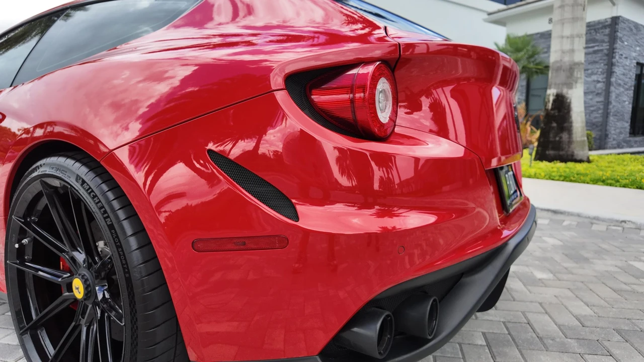 2012 Ferrari FF - Image 18 of 31