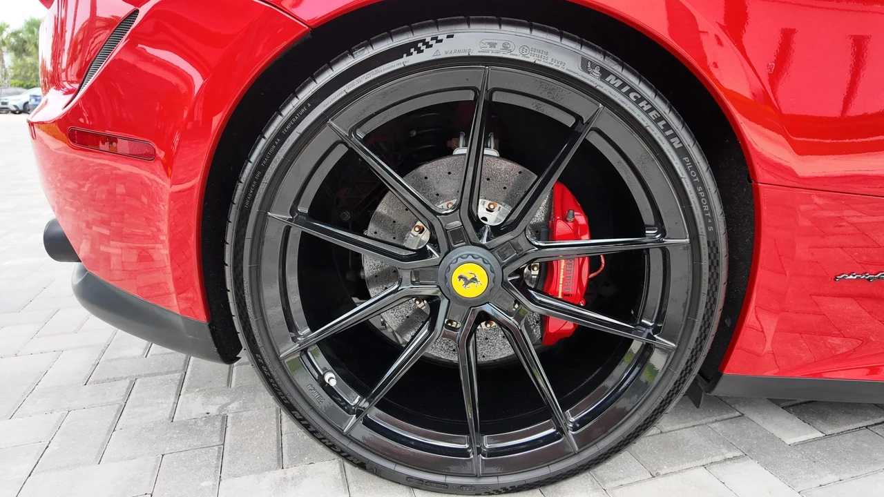2012 Ferrari FF - Image 29 of 31