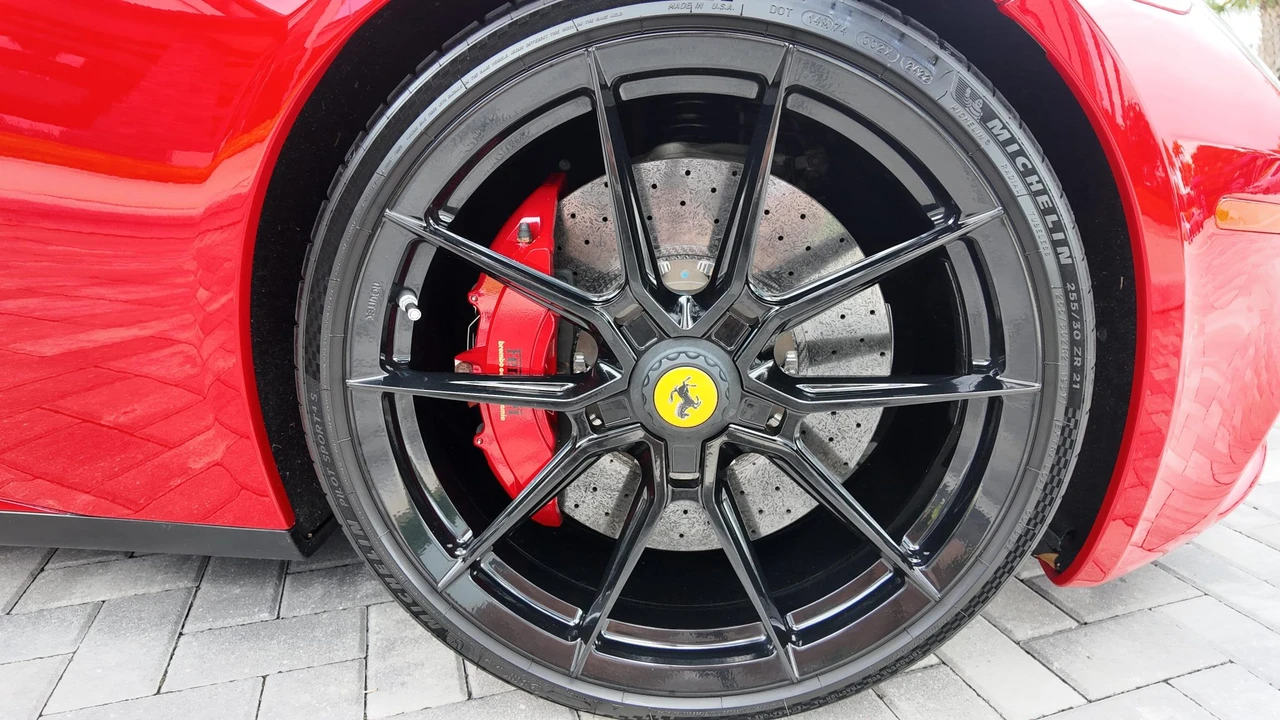 2012 Ferrari FF - Image 30 of 31