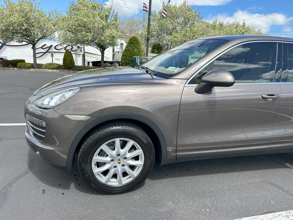 2012 Porsche 958 Cayenne - Image 13 of 31