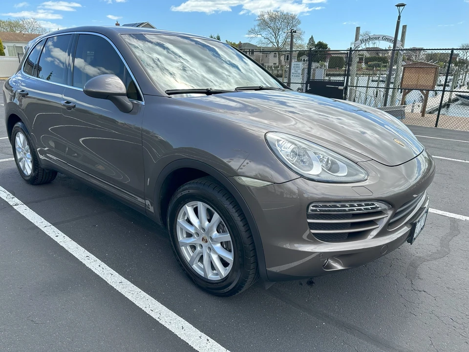 2012 Porsche 958 Cayenne - Image 9 of 31