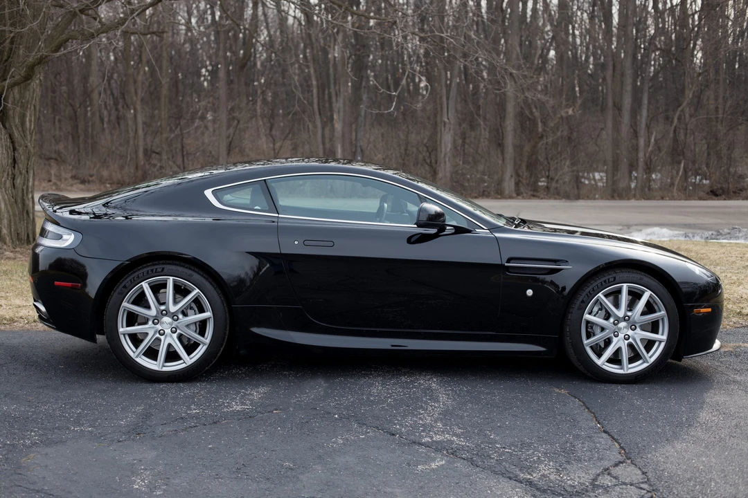 2013 Aston Martin V8 Vantage (2006-2017) - Image 23 of 31