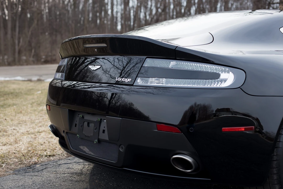 2013 Aston Martin V8 Vantage (2006-2017) - Image 26 of 31