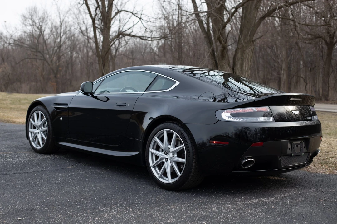 2013 Aston Martin V8 Vantage (2006-2017) - Image 14 of 31