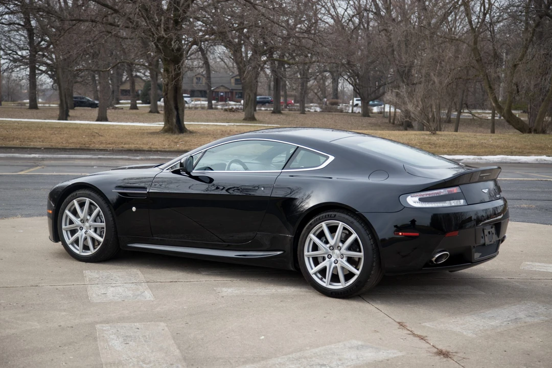 2013 Aston Martin V8 Vantage (2006-2017) - Image 12 of 31