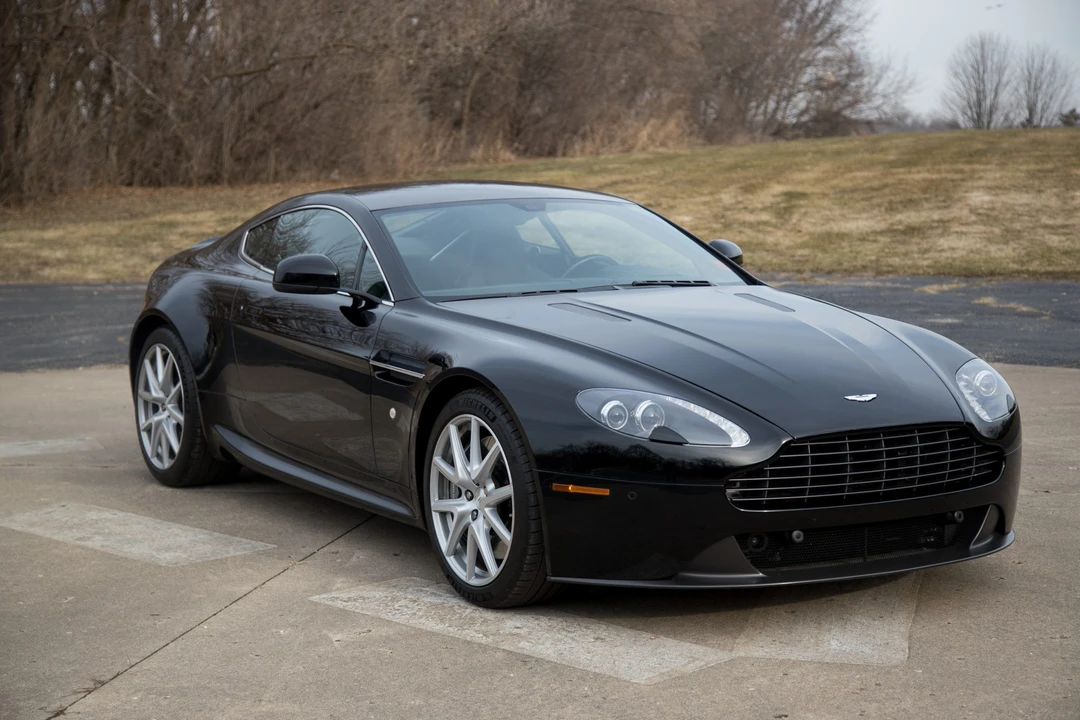2013 Aston Martin V8 Vantage (2006-2017) - Image 4 of 31