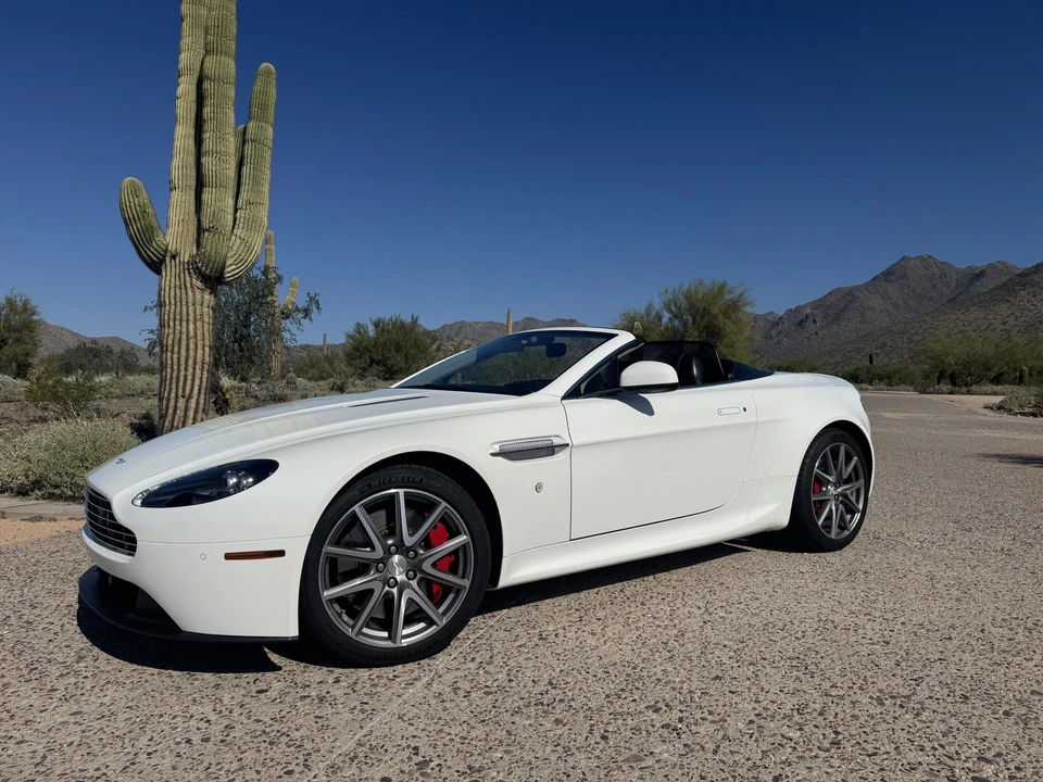 2013 Aston Martin V8 Vantage (2006-2017) - Image 11 of 31