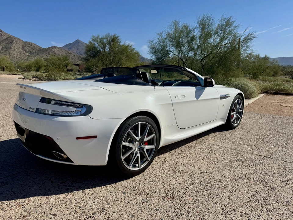 2013 Aston Martin V8 Vantage (2006-2017) - Image 24 of 31