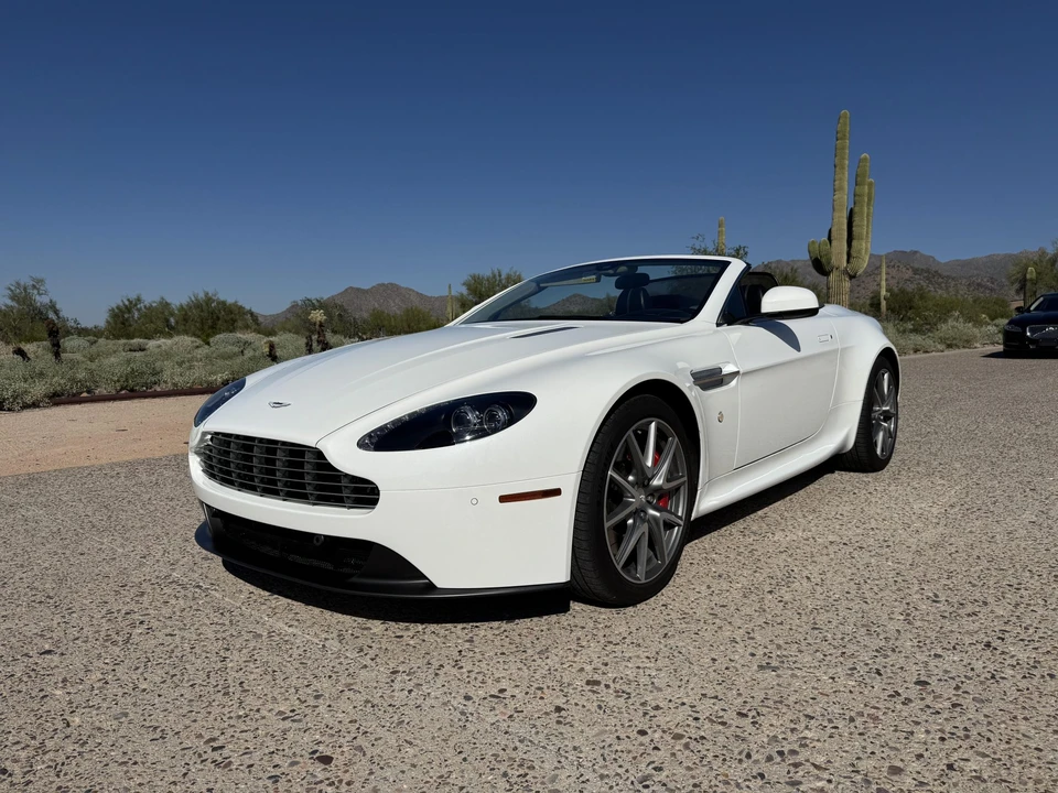 2013 Aston Martin V8 Vantage (2006-2017) - Image 4 of 31