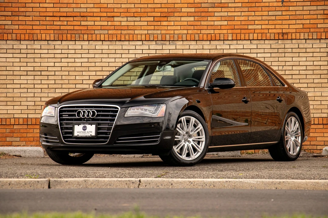 2013 Audi D4 A8 - Image 3 of 31