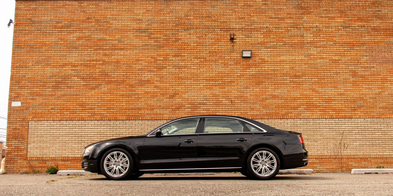 2013 Audi D4 A8 - Image 8 of 31