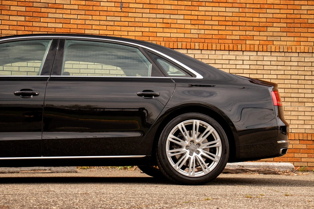 2013 Audi D4 A8 - Image 31 of 31