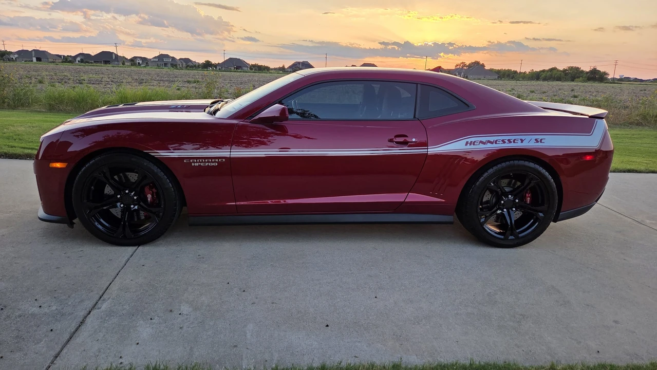 2013 Chevrolet Camaro ZL1 5th Gen - Image 11 of 31