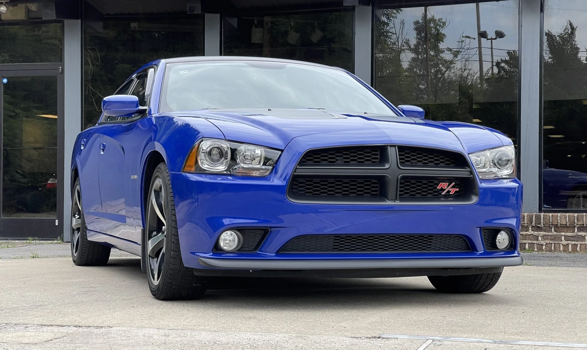 2013 Dodge Charger 6th Gen - Image 3 of 31