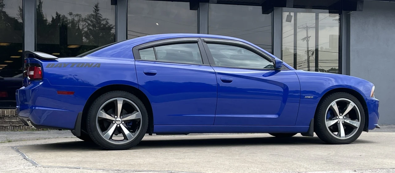 2013 Dodge Charger 6th Gen - Image 14 of 31